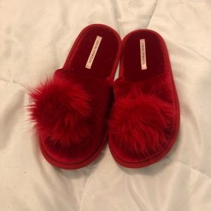 Victoria’s Secret Pom Slippers